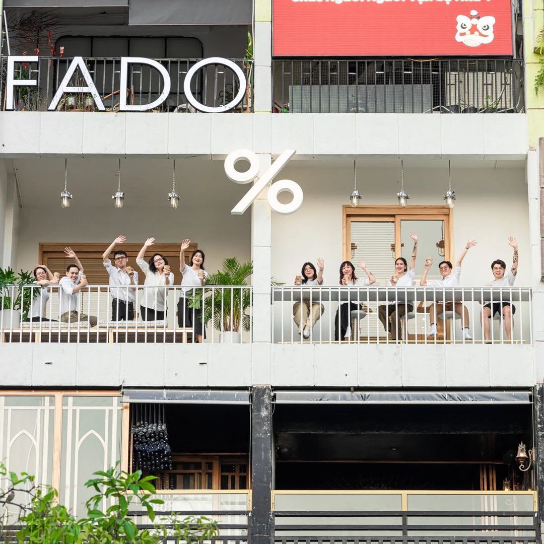 Chuyện của nhà sáng lập % Arabica: Từng một mình làm xuyên cuối tuần, còn được khách hàng xắn tay vào bếp rửa cốc cùng - Ảnh 3.