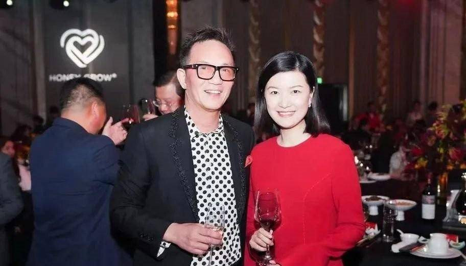 Cuộc đời điên rồ của người giàu nhất Thượng Hải: Lắp điều hòa ở mọi phòng giam, ngồi tù vẫn kiếm được hơn 10.000 tỷ VNĐ - Ảnh 1. Cuộc đời điên rồ của người giàu nhất Thượng Hải: Lắp điều hòa ở mọi phòng giam, ngồi tù vẫn kiếm được hơn 10.000 tỷ VNĐ - Ảnh 1.