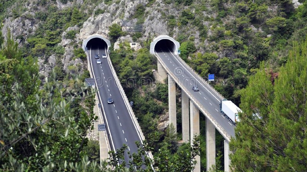 Điện Biên đề xuất Chính phủ hỗ trợ hơn 4.600 tỉ đồng đầu tư xây cao tốc - Ảnh 1. Điện Biên đề xuất Chính phủ hỗ trợ hơn 4.600 tỉ đồng đầu tư xây cao tốc - Ảnh 1.