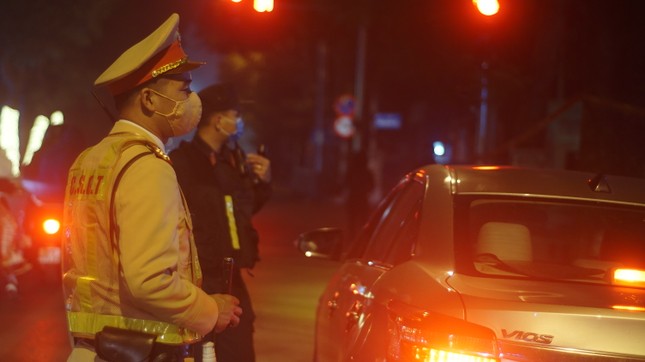 Chủ tịch Hà Nội Trần Sỹ Thanh tiếp tục yêu cầu xử nghiêm vi phạm nồng độ cồn - Ảnh 1.