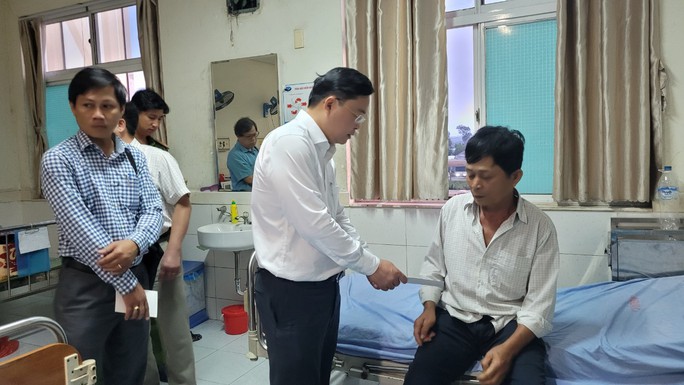 Vụ tai nạn thảm khốc ở Quảng Nam: Nạn nhân thứ 10 qua đời - Ảnh 1. Vụ tai nạn thảm khốc ở Quảng Nam: Nạn nhân thứ 10 qua đời - Ảnh 1.