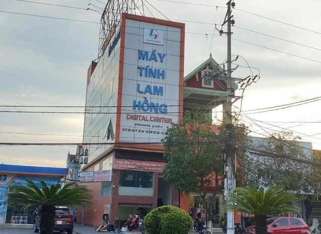 Công an khởi tố vụ thổi giá thiết bị giáo dục tại Hà Tĩnh - Ảnh 1.