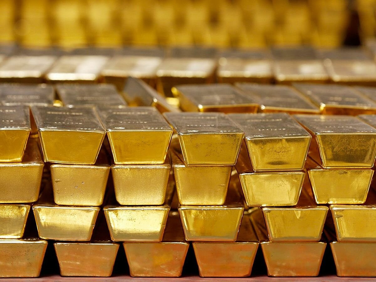 Một ông lớn vừa quay trở lại mua gom 3,9 tấn vàng, đang nắm giữ trữ lượng khủng hơn 355 tấn - Ảnh 2.