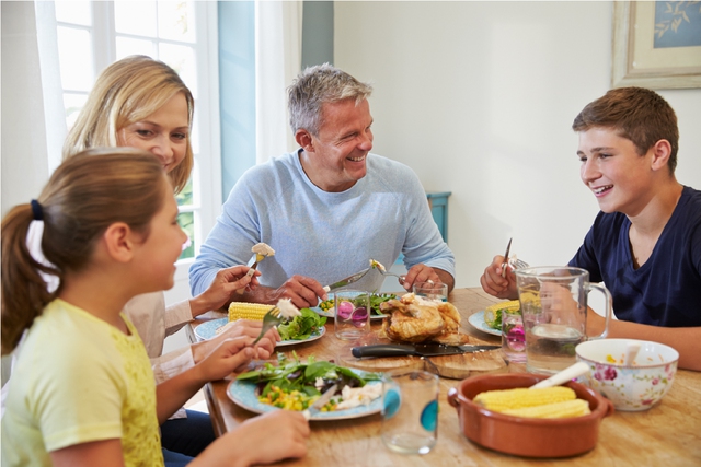 Người dân vùng xanh sống thọ trăm tuổi vì có 4 thói quen cực đơn giản trong bữa ăn - Ảnh 4.