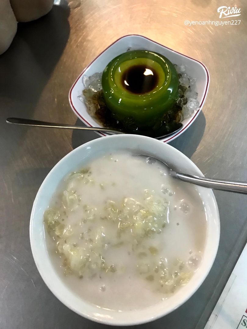 5 quán chè có từ thời ông bà anh ở TP.HCM sở hữu đông khách ruột nhưng không phải ai cũng biết - Ảnh 38.