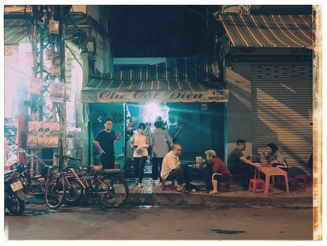 5 quán chè có từ thời ông bà anh ở TP.HCM sở hữu đông khách ruột nhưng không phải ai cũng biết - Ảnh 3.