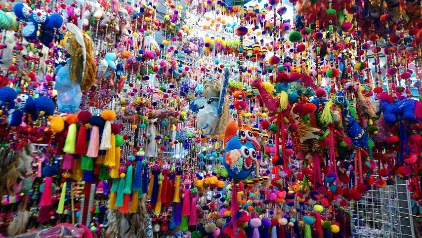 Cô gái người Việt ở Thái Lan chỉ lối đi khu chợ chứa toàn sự đáng yêu, đi một vòng xong tan chảy trái tim - Ảnh 7.