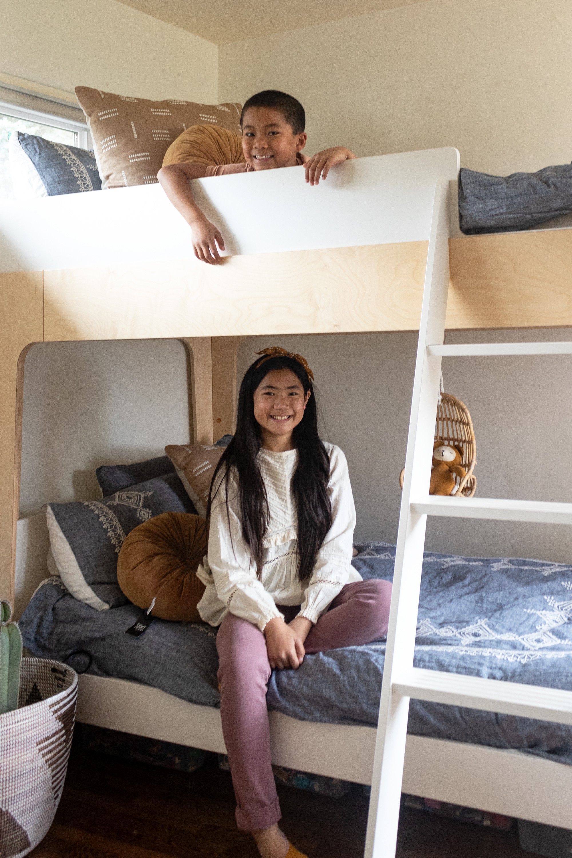 Chuyển về nhà nhỏ chỉ bằng nửa diện tích cũ, gia đình 4 người vẫn tạo nên cuộc sống thú vị - Ảnh 11. Chuyển về nhà nhỏ chỉ bằng nửa diện tích cũ, gia đình 4 người vẫn tạo nên cuộc sống thú vị - Ảnh 11.