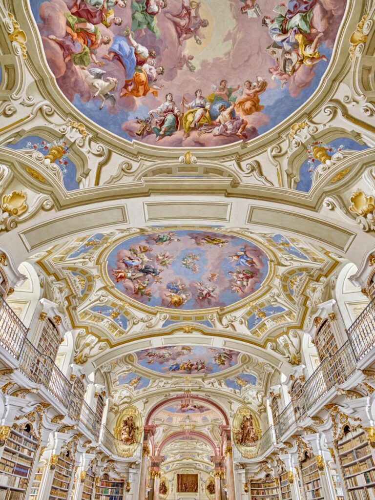 Ngẩn ngơ trong tu viện nghìn năm tuổi đẹp nhất thế giới, ảnh thật mà ngỡ chỉ là photoshop - Ảnh 6. Ngẩn ngơ trong tu viện nghìn năm tuổi đẹp nhất thế giới, ảnh thật mà ngỡ chỉ là photoshop - Ảnh 6.