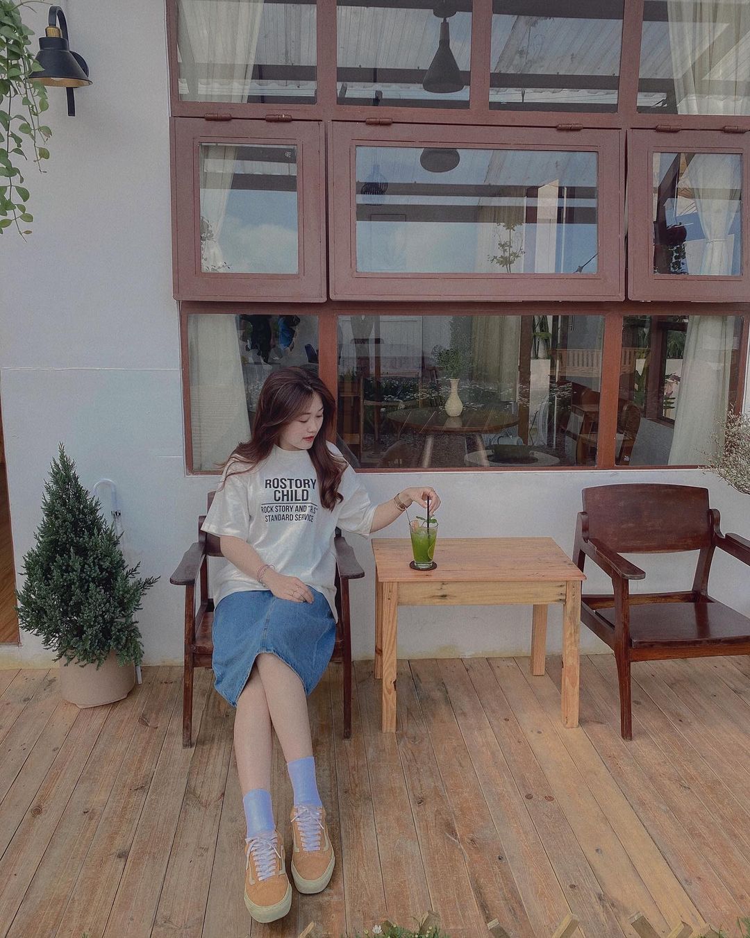 Các quán cà phê ở Bảo Lộc bắt đầu rộ lên: Cũng nằm giữa rừng núi, đầy góc sống ảo nhưng lại rất yên bình - Ảnh 23.