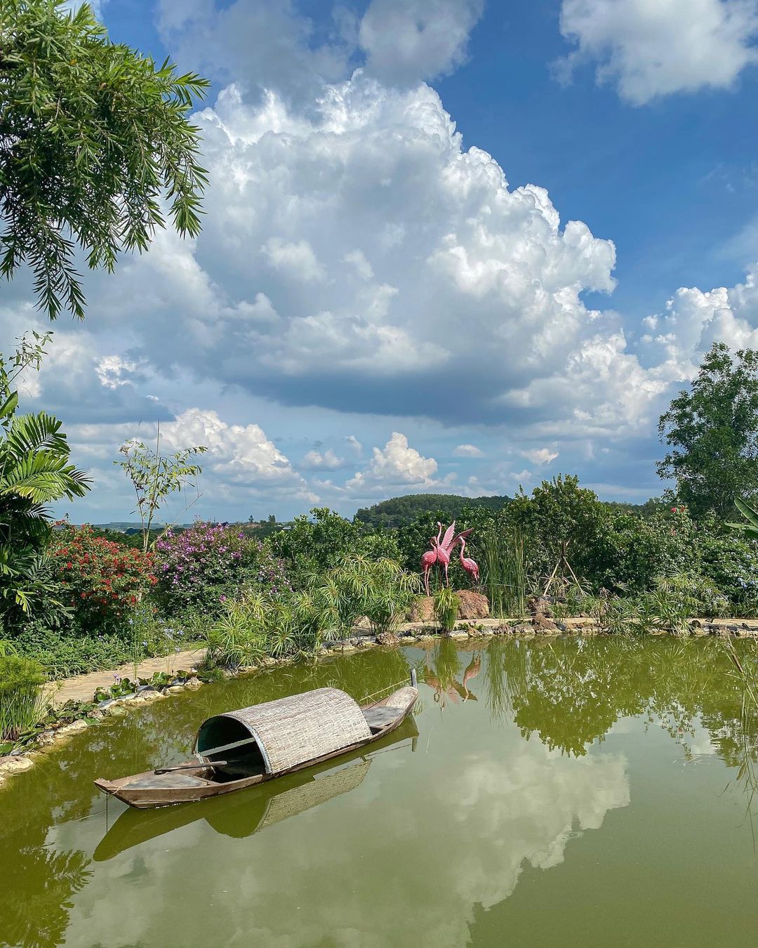 Không hổ danh nhiều thứ “độc lạ” tại Bình Dương, đến các khu tổ hợp vui chơi cũng đa dạng và cực xịn - Ảnh 8.