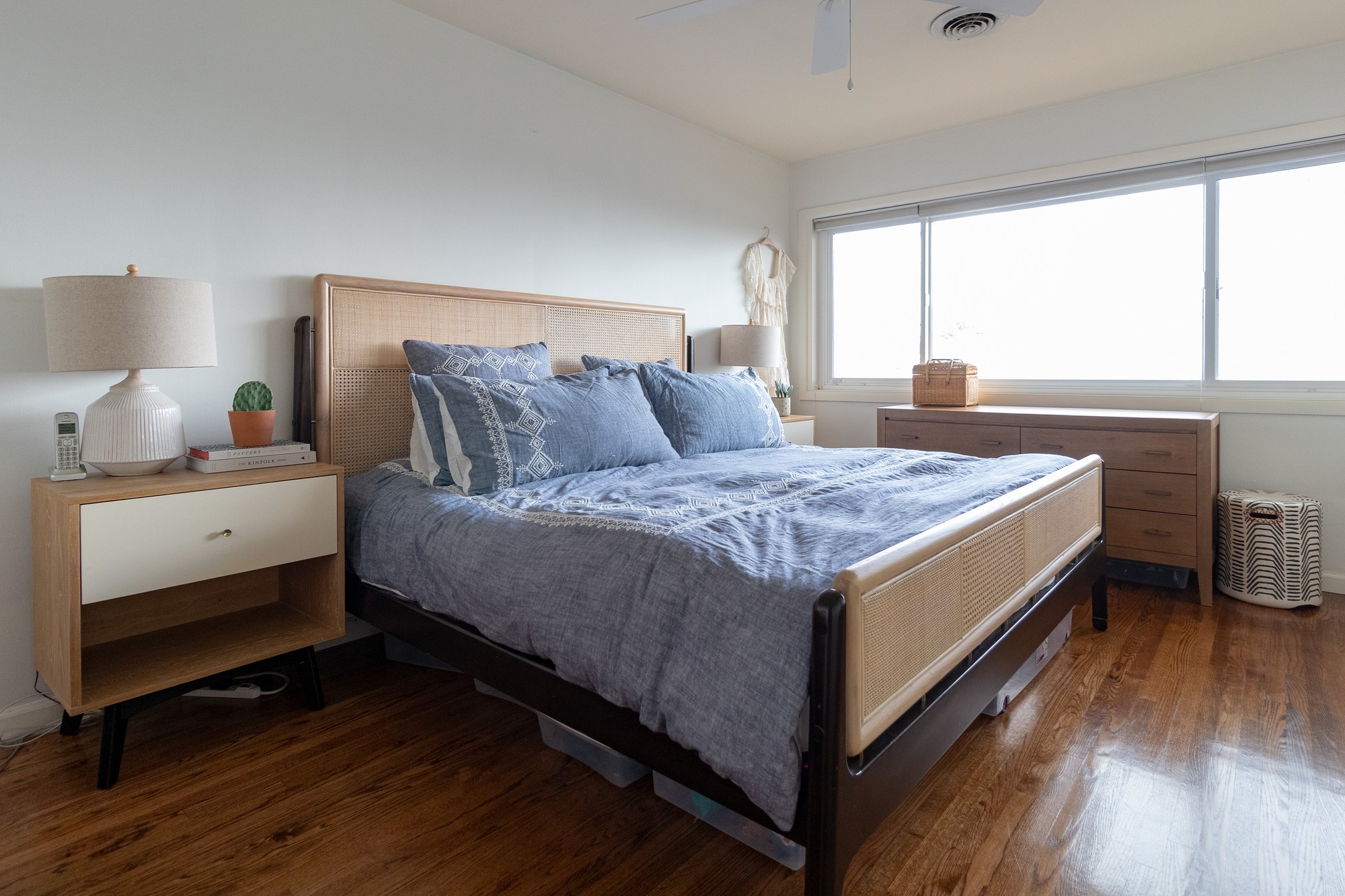 Chuyển về nhà nhỏ chỉ bằng nửa diện tích cũ, gia đình 4 người vẫn tạo nên cuộc sống thú vị - Ảnh 9. Chuyển về nhà nhỏ chỉ bằng nửa diện tích cũ, gia đình 4 người vẫn tạo nên cuộc sống thú vị - Ảnh 9.