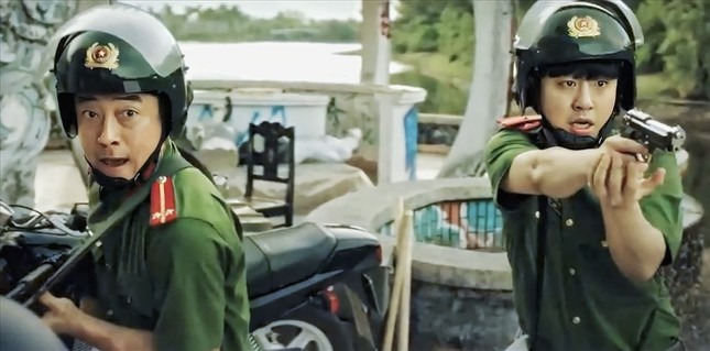 Vịnh Hạ Long, cầu Rồng, nhà thờ Đức Bà xuất hiện trên phim Hàn - Ảnh 3. Vịnh Hạ Long, cầu Rồng, nhà thờ Đức Bà xuất hiện trên phim Hàn - Ảnh 3.