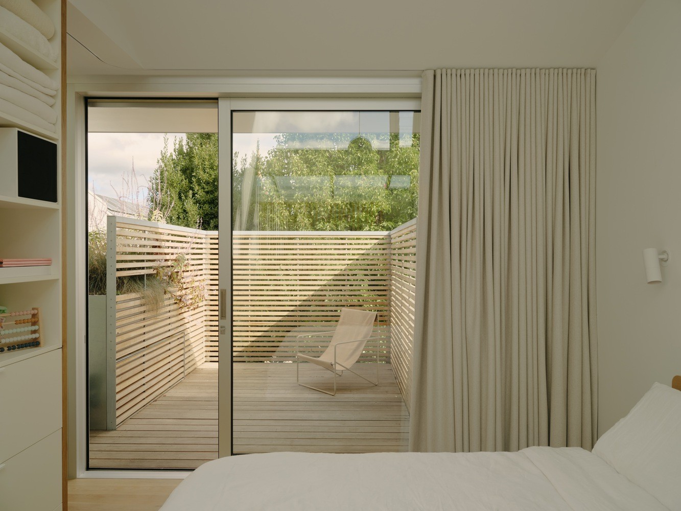 Cách trang trí và tối ưu không gian cho nhà nhỏ, hẹp - Ảnh 13.