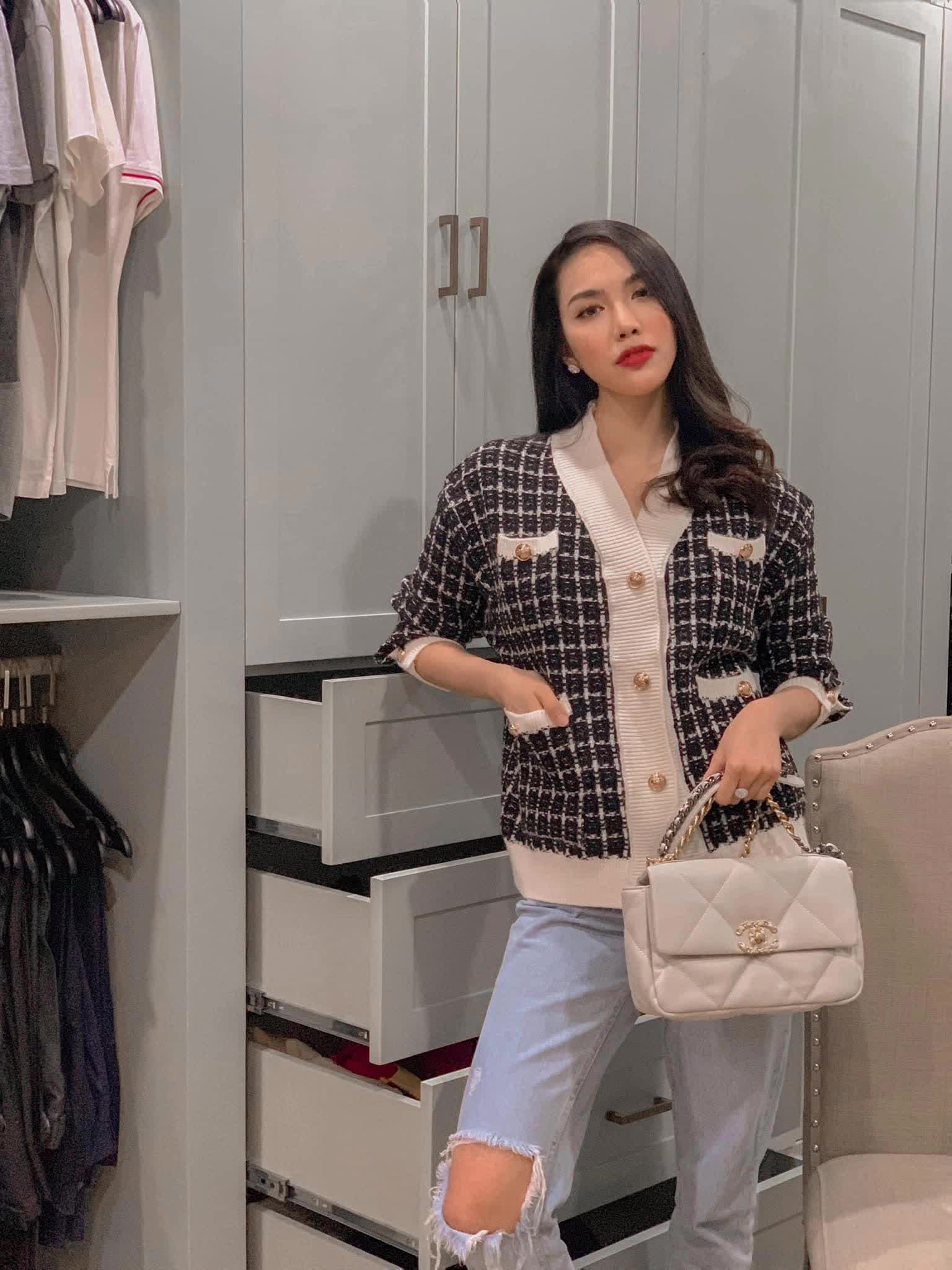 Dinh thự dát vàng chưa là tất cả, vợ chồng Lan Khuê giàu cỡ nào? - Ảnh 6. Dinh thự dát vàng chưa là tất cả, vợ chồng Lan Khuê giàu cỡ nào? - Ảnh 6.