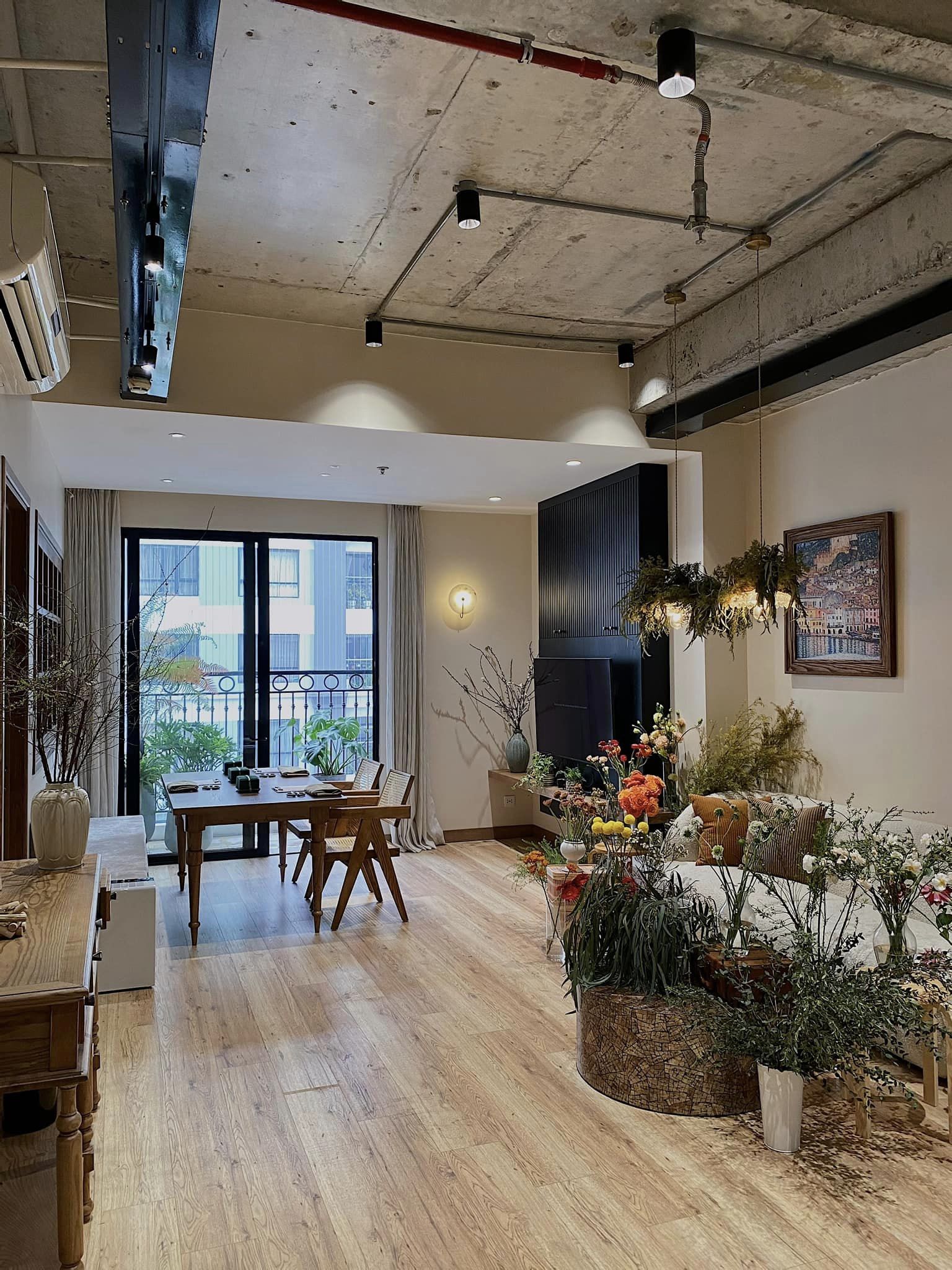 Nhà quá cũ, 2 vợ chồng quyết định chi 900 triệu cải tạo lại căn nhà đẹp như mơ - Ảnh 10. Nhà quá cũ, 2 vợ chồng quyết định chi 900 triệu cải tạo lại căn nhà đẹp như mơ - Ảnh 10.