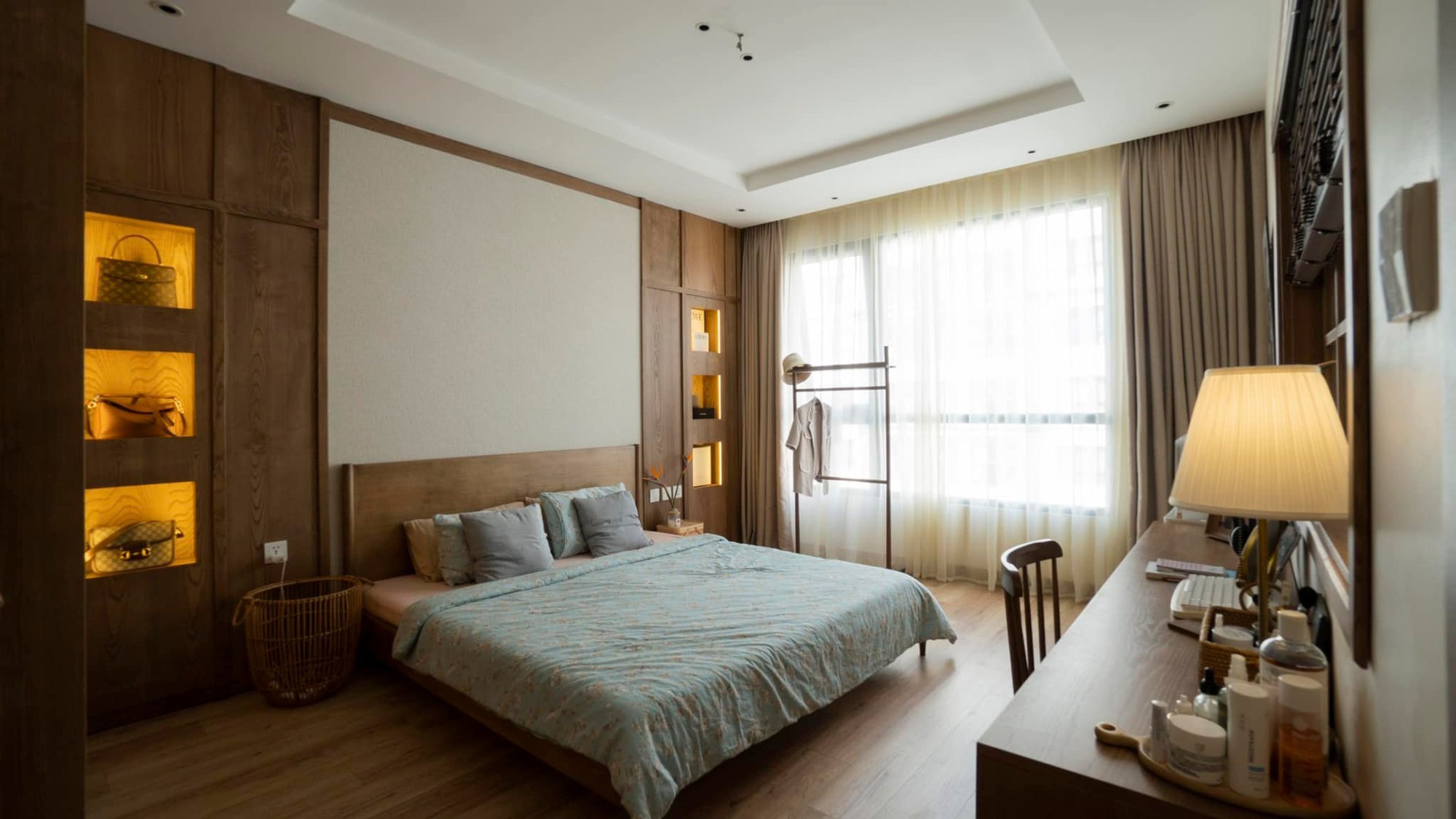 Nhà quá cũ, 2 vợ chồng quyết định chi 900 triệu cải tạo lại căn nhà đẹp như mơ - Ảnh 1. Nhà quá cũ, 2 vợ chồng quyết định chi 900 triệu cải tạo lại căn nhà đẹp như mơ - Ảnh 1.