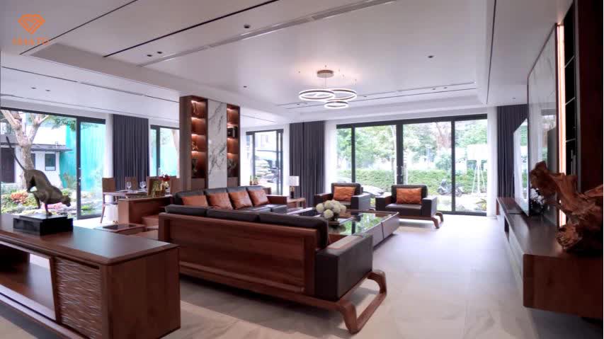 Khám phá biệt thự 80 tỷ rộng gần 600m2 tại Ecopark, con trai mua báo hiếu mẹ già - Ảnh 4.