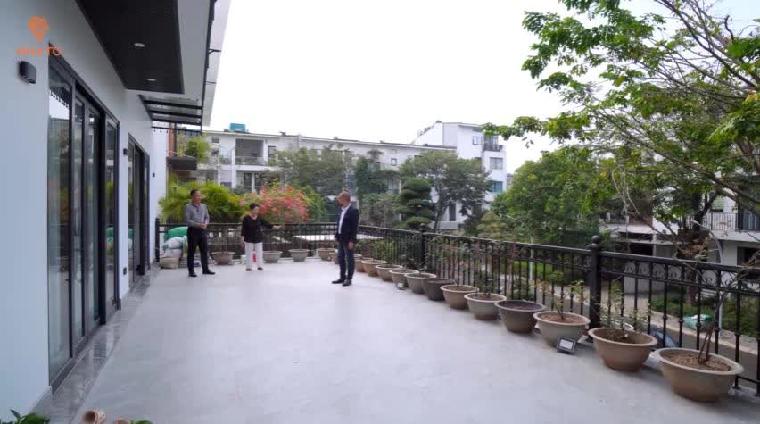 Khám phá biệt thự 80 tỷ rộng gần 600m2 tại Ecopark, con trai mua báo hiếu mẹ già - Ảnh 13.