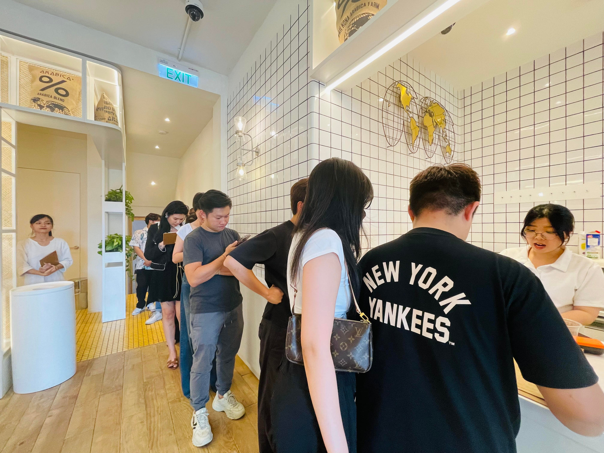 Từ vụ % Arabica của Nhật “làm mưa làm gió”, nhìn lại cuộc chiến chuỗi cà phê tại Việt Nam: Rất nhiều thương hiệu ngoại chưa thành công, thậm chí phải bỏ cuộc - Ảnh 3. Từ vụ % Arabica của Nhật “làm mưa làm gió”, nhìn lại cuộc chiến chuỗi cà phê tại Việt Nam: Rất nhiều thương hiệu ngoại chưa thành công, thậm chí phải bỏ cuộc - Ảnh 3.