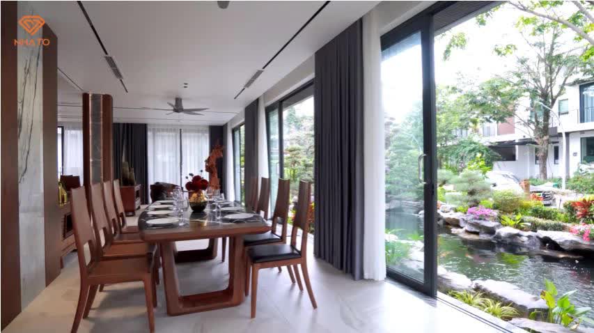 Khám phá biệt thự 80 tỷ rộng gần 600m2 tại Ecopark, con trai mua báo hiếu mẹ già - Ảnh 6.