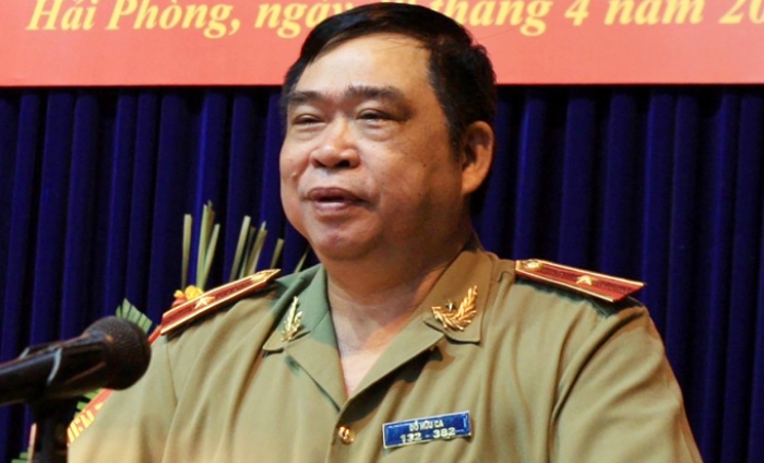 Làm quy trình đình chỉ sinh hoạt Đảng 4 tháng đối với ông Đỗ Hữu Ca - Ảnh 1.