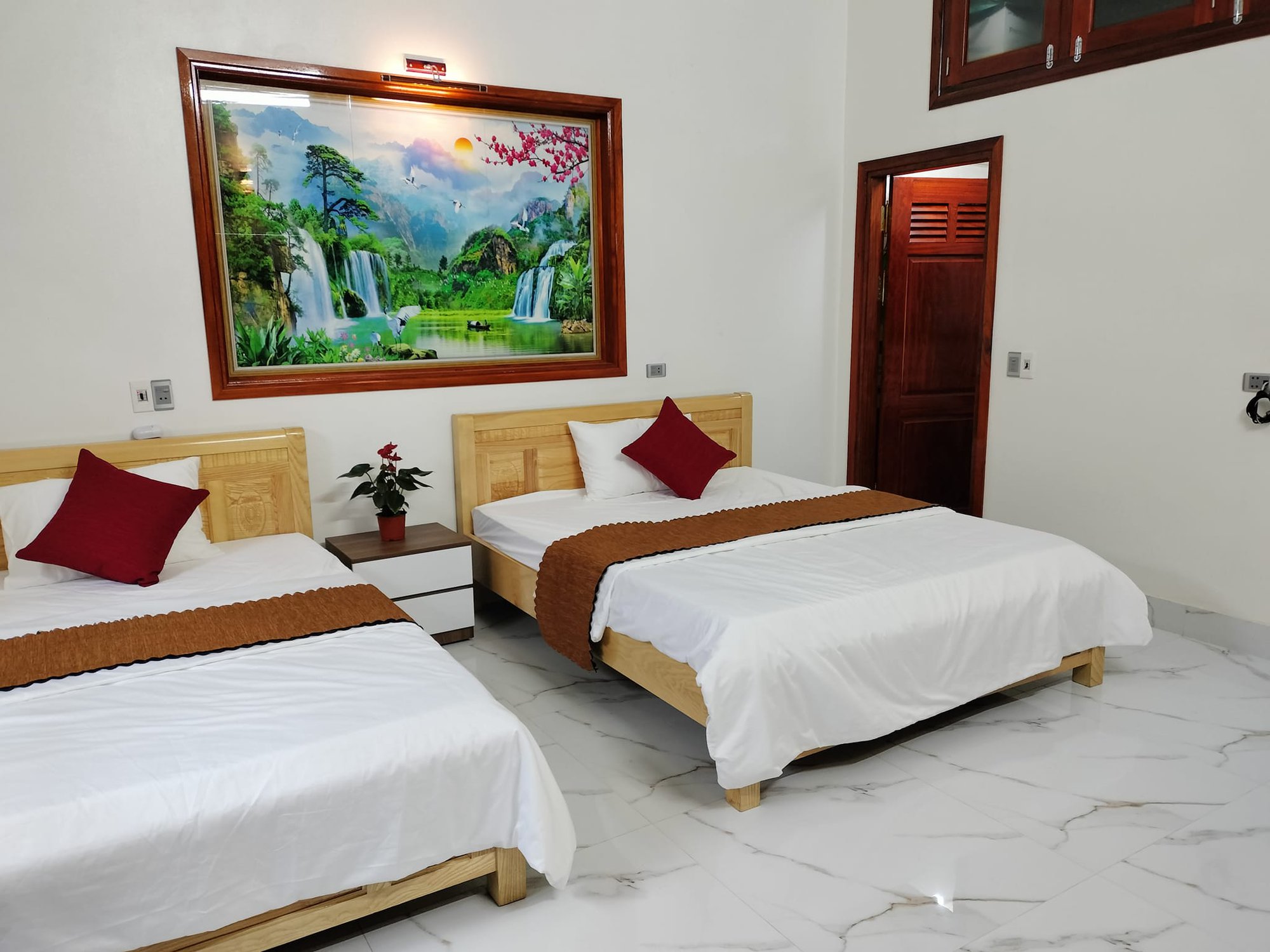 Tháng 3 lên Hà Giang ngắm cao nguyên đá bừng sắc đỏ thì nhất định đừng bỏ qua những điểm lưu trú này - Ảnh 14.