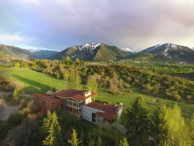  Thăm núi tỷ phú nước Mỹ: Nơi quy tụ những gương mặt vàng trong làng giàu có  - Ảnh 12.