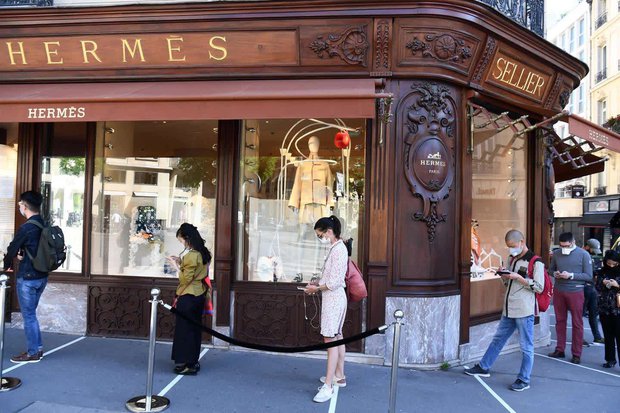     Hermès บริษัทที่เป็นที่ต้องการมากที่สุดแห่งปี: พนักงานคือ 