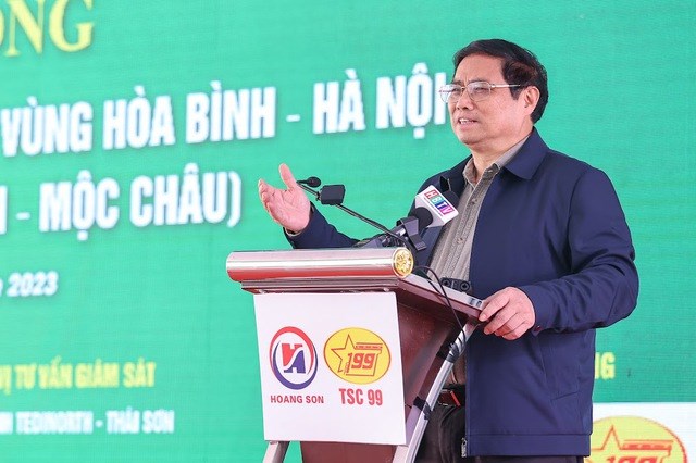 Thủ tướng Phạm Minh Chính: Các dự án cao tốc phải đúng chuẩn cao tốc, không làm nửa vời - Ảnh 1.