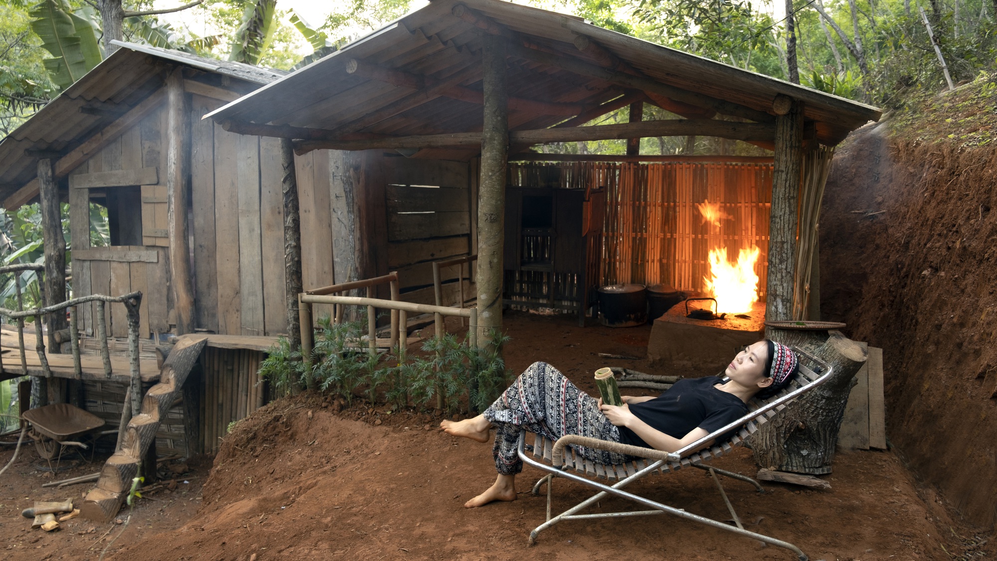 Vợ chồng trẻ rời Hà Nội về với núi rừng Tây Bắc: Sau 1 năm có được như mơ ước? - Ảnh 1.