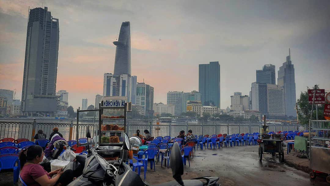 Điểm qua các nơi từ bình dân đến sang chảnh lý tưởng để ngắm cảnh bên sông tại bến Bạch Đằng - thú thư giãn rầm rộ quay trở lại - Ảnh 12.