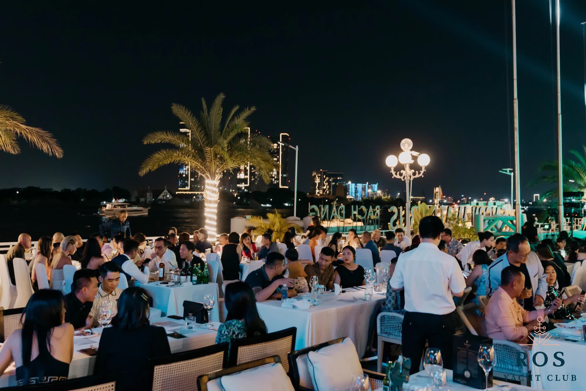 Điểm qua các nơi từ bình dân đến sang chảnh lý tưởng để ngắm cảnh bên sông tại bến Bạch Đằng - thú thư giãn rầm rộ quay trở lại - Ảnh 30.