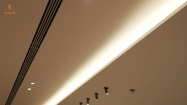 Đột nhập căn hộ đập thông rộng gần 250 m2, phòng ngủ của giúp việc xịn xò đến mức BLV Tạ Biên Cương cũng muốn ứng tuyển - Ảnh 13. Đột nhập căn hộ đập thông rộng gần 250 m2, phòng ngủ của giúp việc xịn xò đến mức BLV Tạ Biên Cương cũng muốn ứng tuyển - Ảnh 13.