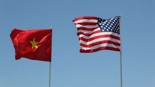 Ngày này năm xưa: 3/2, Mỹ bình thường hóa quan hệ ngoại giao với Việt Nam, mở ra bước ngoặt trong quan hệ song phương - Ảnh 1.
