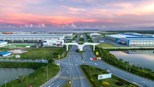 Tập đoàn lớn Nhật Bản, Thái Lan sắp rót 1,2 tỷ USD vào Quảng Ninh - Ảnh 1. Tập đoàn lớn Nhật Bản, Thái Lan sắp rót 1,2 tỷ USD vào Quảng Ninh - Ảnh 1.