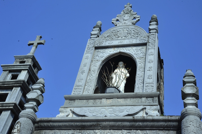 Chiêm ngắm ngôi nhà thờ hoàn toàn bằng đá ở Ninh Bình: Viên ngọc trong quần thể nhà thờ Phát Diệm - Ảnh 6.