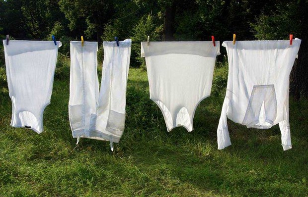 Mẹo giặt quần áo giúp khô ráo, thơm tho bất chấp tiết trời ẩm nồm - Ảnh 1.