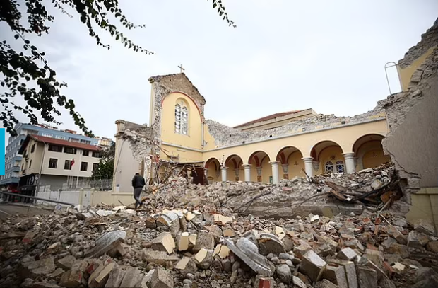 Chùm ảnh chứng minh mức độ tàn phá khủng khiếp của động đất ở Thổ Nhĩ Kỳ: Di tích lịch sử ngàn năm tuổi bị san phẳng trong chốc lát - Ảnh 8.