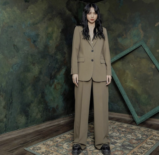 Nữ chính phim giờ vàng VTV: Mặc đẹp từ trong phim đến ngoài đời, chuộng sắm đồ local brand giá chỉ từ 300k - Ảnh 6.