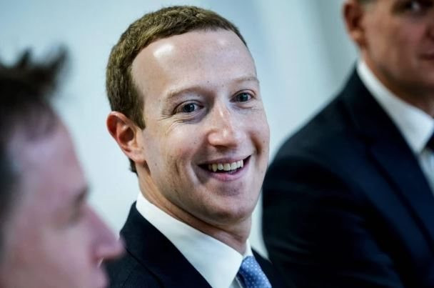 Chiến dịch làm phẳng nội bộ của Mark Zuckerberg: Yêu cầu quản lý cấp cao tại Meta phụ làm việc cùng cả cấp dưới hoặc bị sa thải - Ảnh 1.
