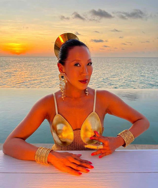  Điểm mặt hội siêu giàu châu Á trong series Netflix: Từ IT girl, ái nữ trùm bất động sản đến cặp tỷ phú “đũa lệch” đều góp mặt - Ảnh 8.