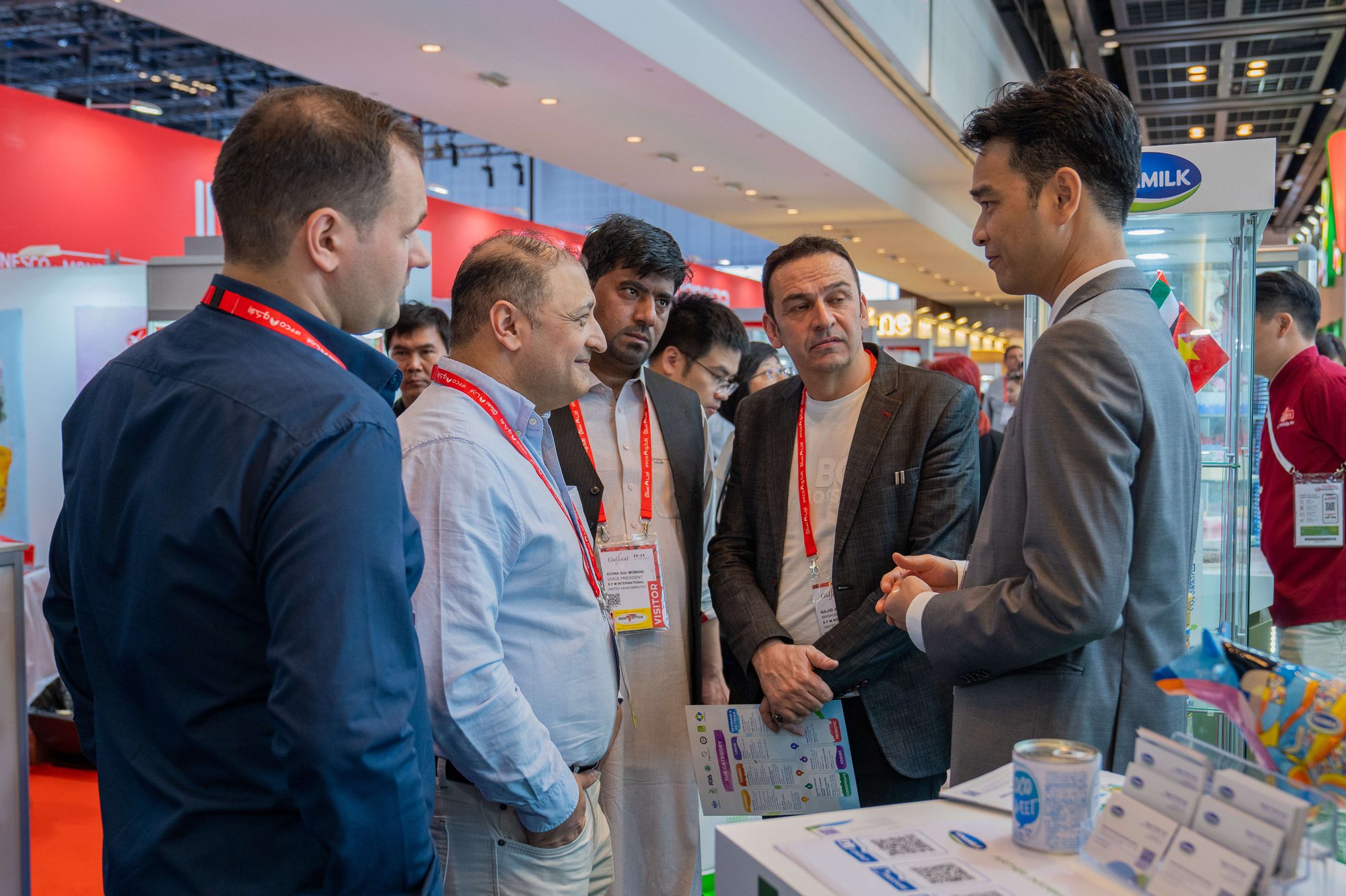 Vinamilk ký thành công nhiều hợp đồng xuất khẩu, tổng giá trị hơn 100 triệu USD - Ảnh 4. Vinamilk ký thành công nhiều hợp đồng xuất khẩu, tổng giá trị hơn 100 triệu USD - Ảnh 4.