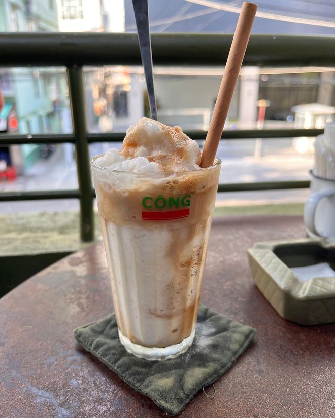 Cà phê cốt dừa Việt Nam: Từng xuất hiện trên truyền hình Hàn Quốc, khách nước ngoài mê mẩn ngay lần đầu uống thử - Ảnh 7.