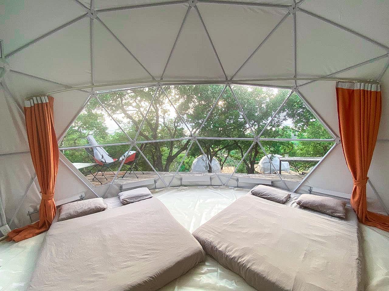 Vừa hòa mình với thiên nhiên vừa trải nghiệm tiện nghi cực xịn tại các khu glamping quanh hồ Trị An - Ảnh 9. Vừa hòa mình với thiên nhiên vừa trải nghiệm tiện nghi cực xịn tại các khu glamping quanh hồ Trị An - Ảnh 9.