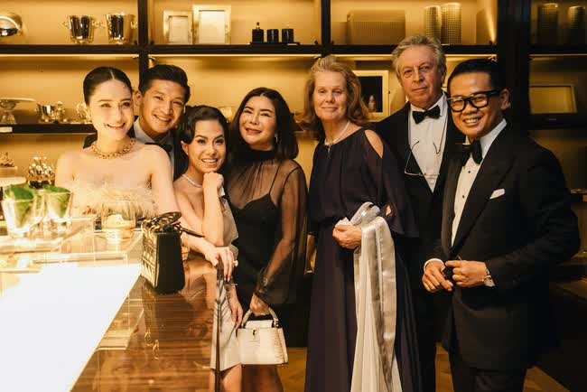 Bên trong ‘toà nhà triệu đô’ của NTK triệu đô Quách Thái Công có gì? - Ảnh 19. Bên trong ‘toà nhà triệu đô’ của NTK triệu đô Quách Thái Công có gì? - Ảnh 19.