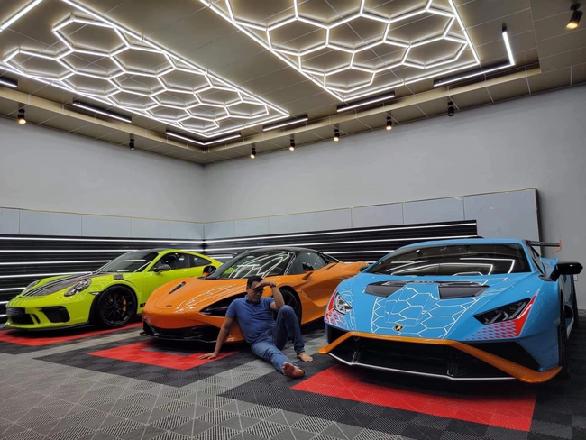 ‘Vua cá Koi’ Thắng Ngô: Ông chủ vựa cá Koi 30 tỷ đồng, từng để hết tài sản cho vợ cũ nay vướng nghi vấn ‘bỏ quên’ vợ mới sau hôn lễ thế kỷ - Ảnh 2.