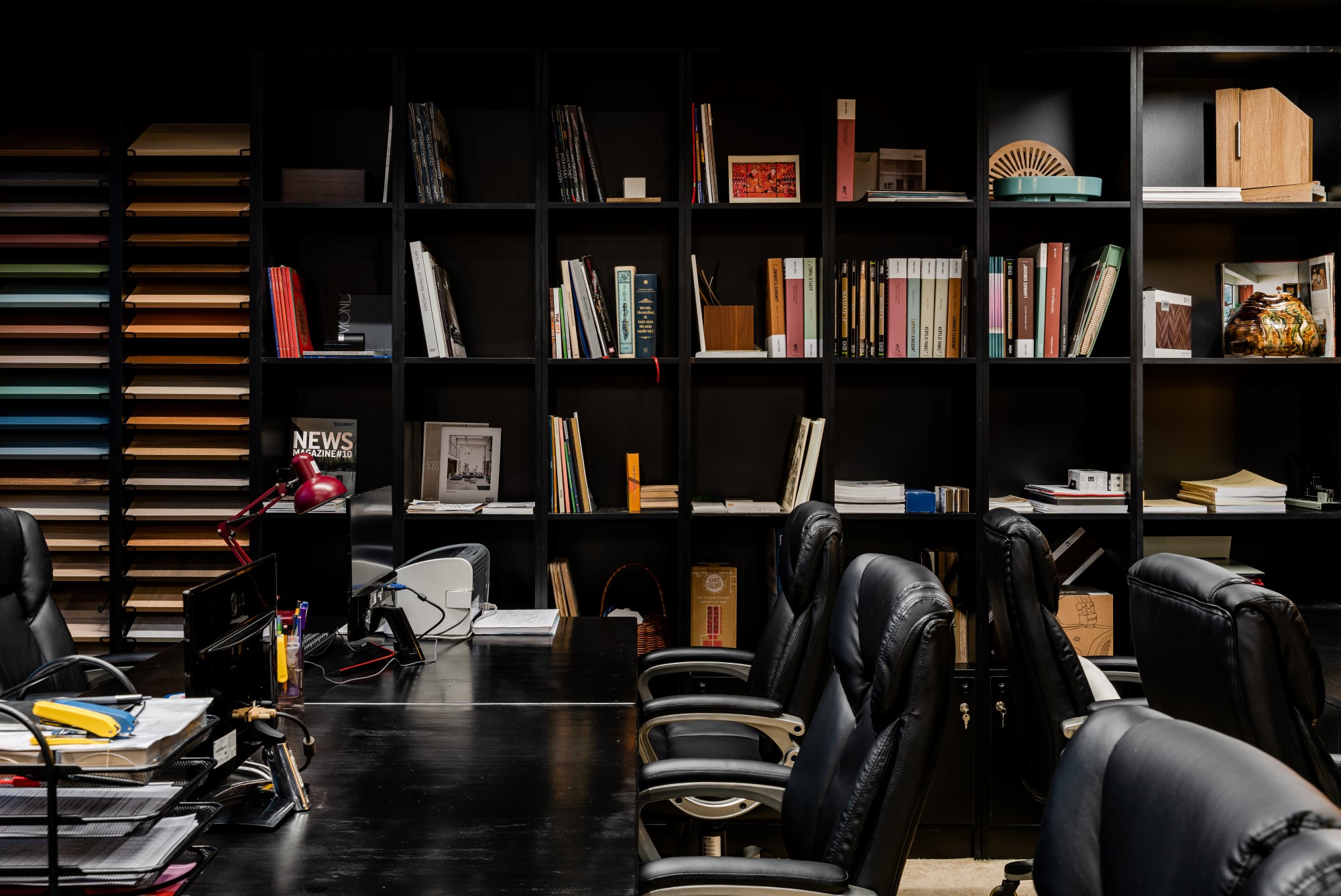 Một công ty ở Hà Nội chi hơn 5 tỉ đồng để xây văn phòng cho 20 nhân viên, sự xa xỉ hay “phần thưởng” xứng đáng với đôi bên? - Ảnh 8.