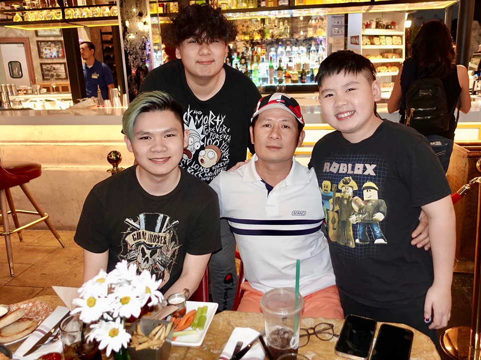 Hé lộ khối tài sản khủng của Bằng Kiều sau phát ngôn khán giả của tôi đều là người có tiền: Biệt thự 2000m2 ở Mĩ, xế hộp siêu sang, cát-xê thuộc hàng top trong làng giải trí - Ảnh 3. Hé lộ khối tài sản khủng của Bằng Kiều sau phát ngôn khán giả của tôi đều là người có tiền: Biệt thự 2000m2 ở Mĩ, xế hộp siêu sang, cát-xê thuộc hàng top trong làng giải trí - Ảnh 3.