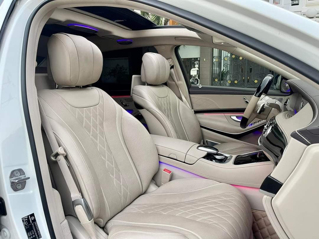 Đã Maybach lại còn ngũ quý 6, chiếc S 450 này đi 3 năm bán lại giá gần bằng xe mới - Ảnh 5. Đã Maybach lại còn ngũ quý 6, chiếc S 450 này đi 3 năm bán lại giá gần bằng xe mới - Ảnh 5.
